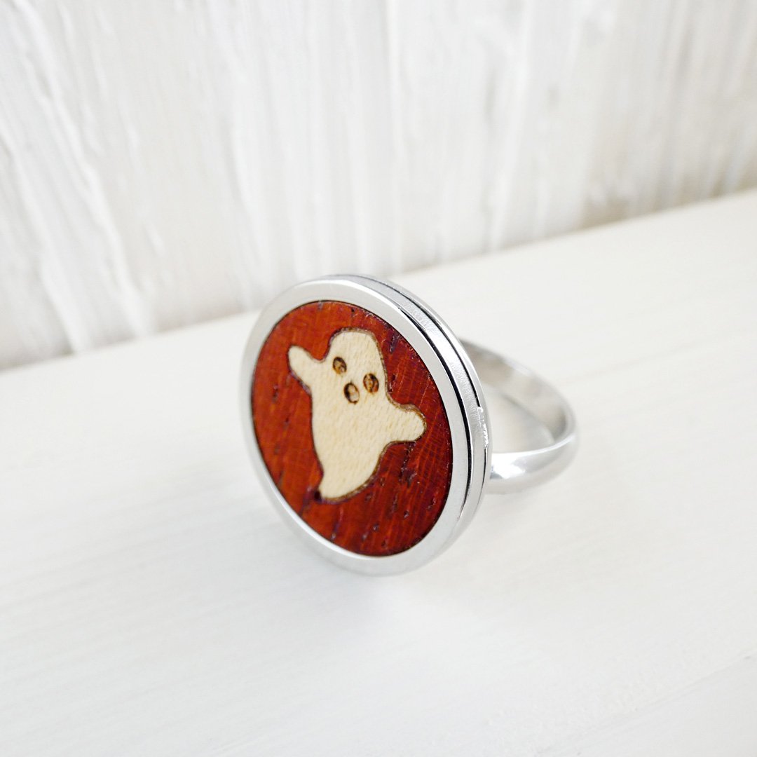 Anillo fantasma de madera hecho a mano con base ajustable de acero inoxidable