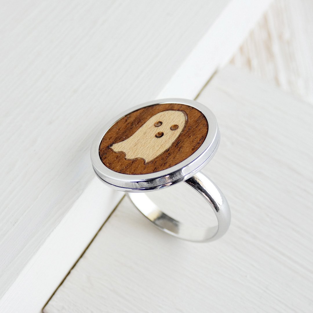 Anillo fantasma de marquetería artesanal con base ajustable de acero inoxidable