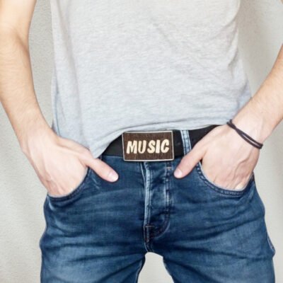 Hebilla de cinturón con temática musical para hombre: perfecta para músicos.