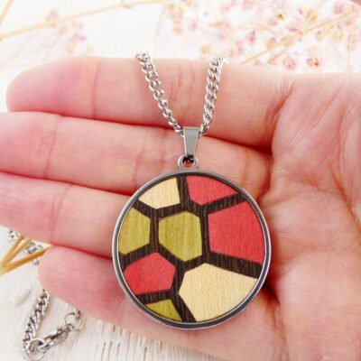 Joyería inspirada en el trencadís de Gaudí hecho a mano